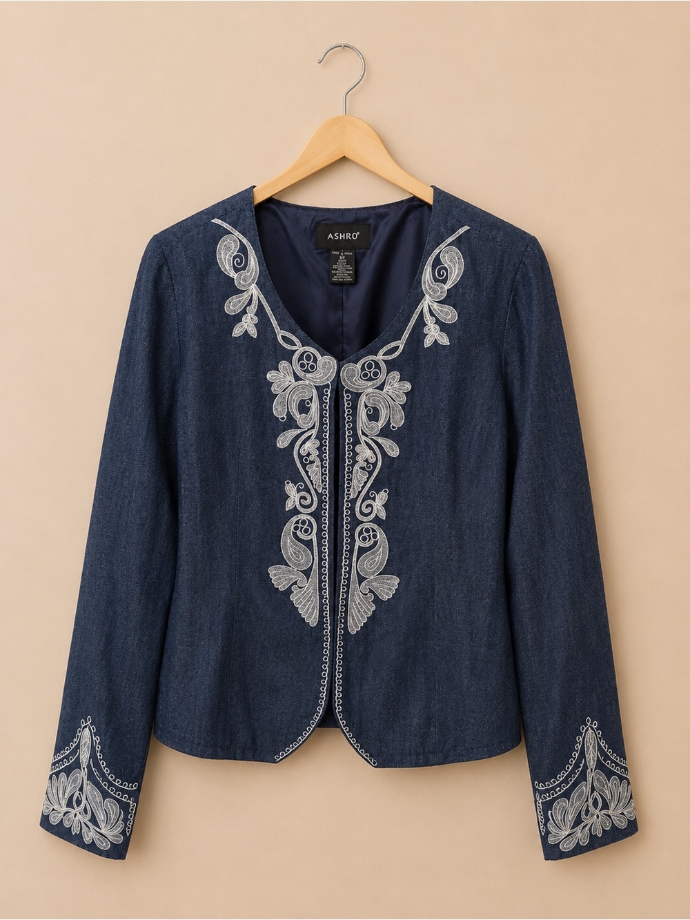 Ashro Navy light denim Jacket with Cream Embroidery NWOT size 20 (2X)